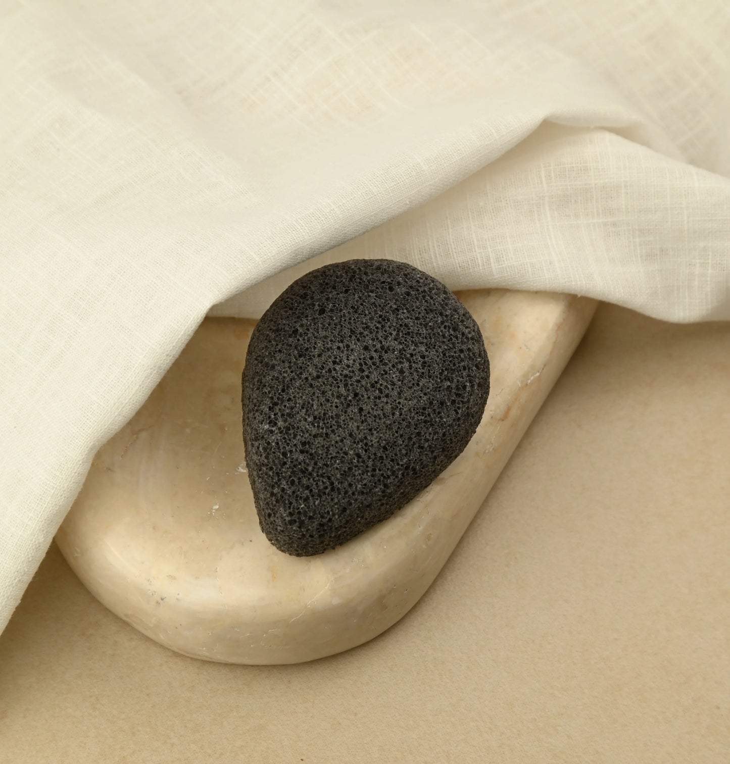 Konjac Sponge | Purifying and exfoliating