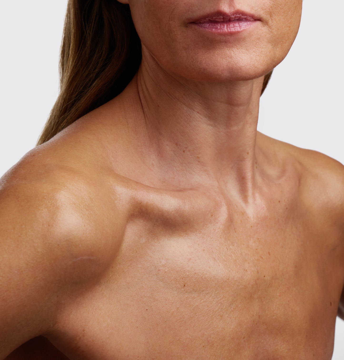 Décolleté Glow Serum | with Alpine Star Stem Cells